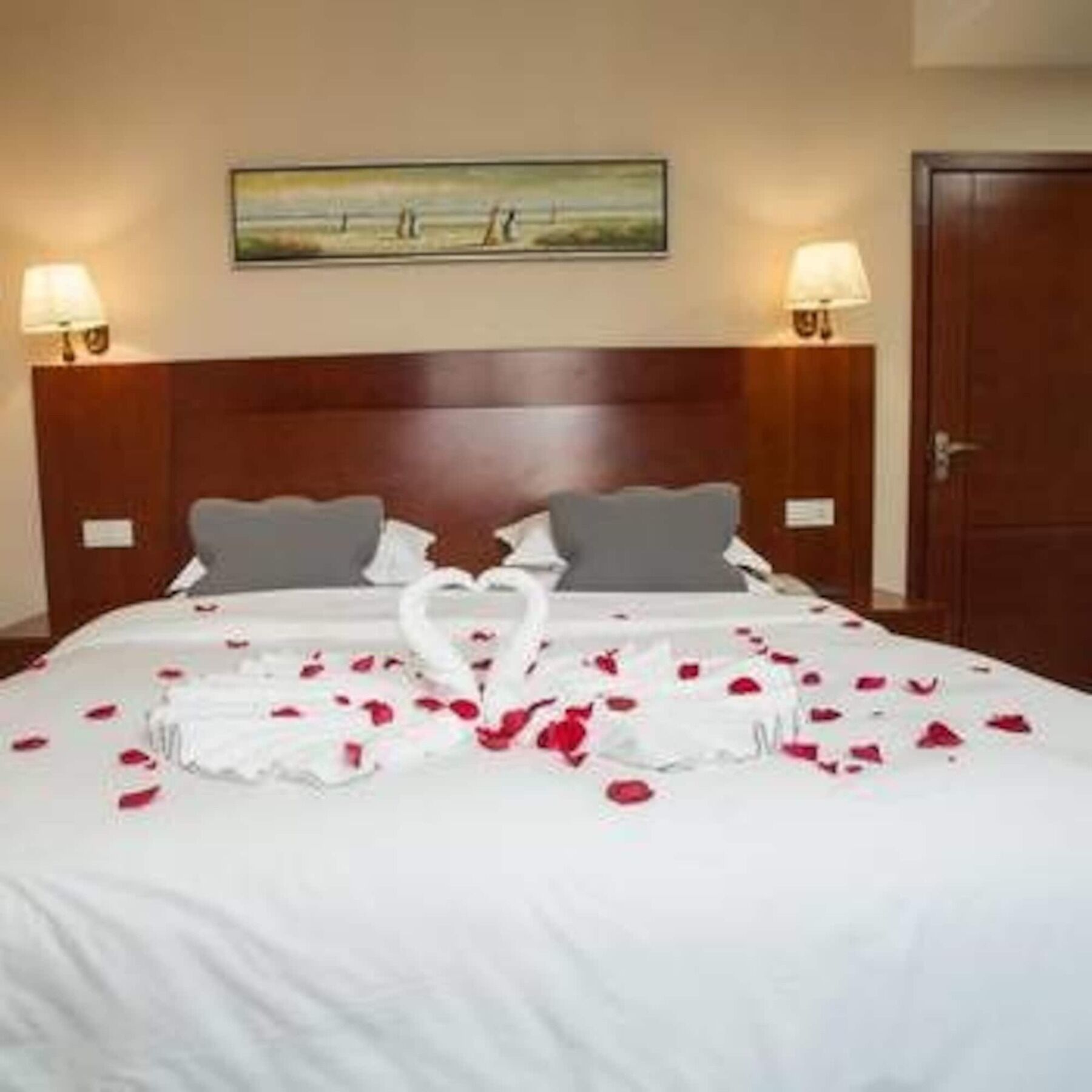 Chonpines Hotel Anshun Exterior foto
