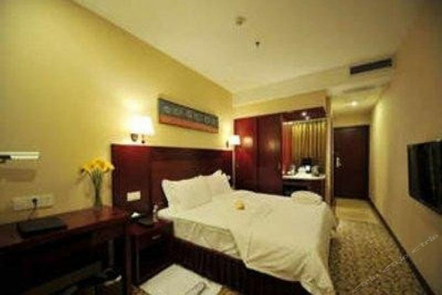 Chonpines Hotel Anshun Exterior foto